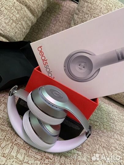 Беспроводные наушники Beats Solo3 (Оригинальные)