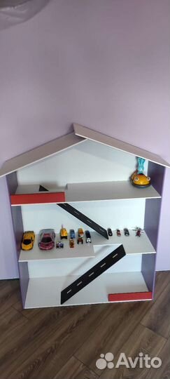 Гараж для машинок