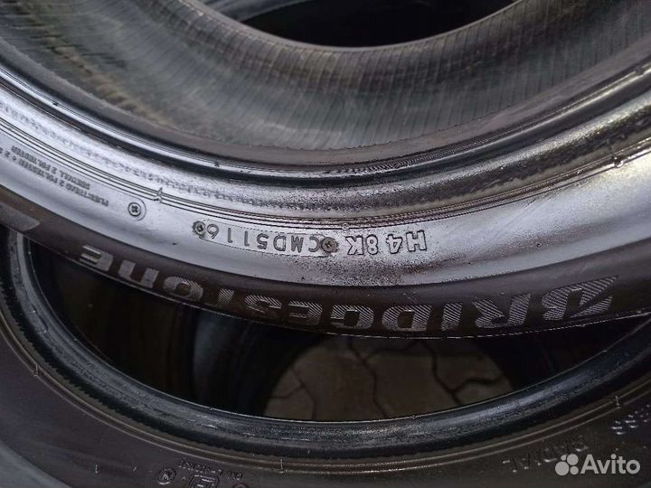 Bridgestone Turanza T001 205/55 R16 и 205/55 R16 94H