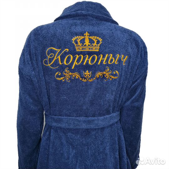 Мужской халат с вышивкой