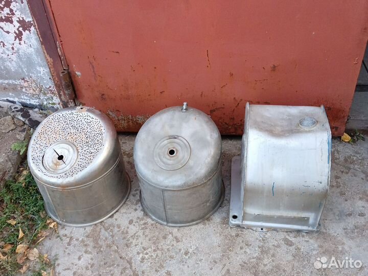 Емкость из нержавейки и алюминия от стиральных маш