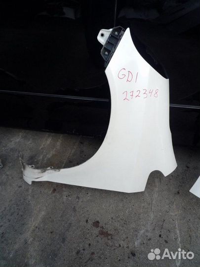 Крыло переднее левое Honda Fit GD L13A 2001-2007