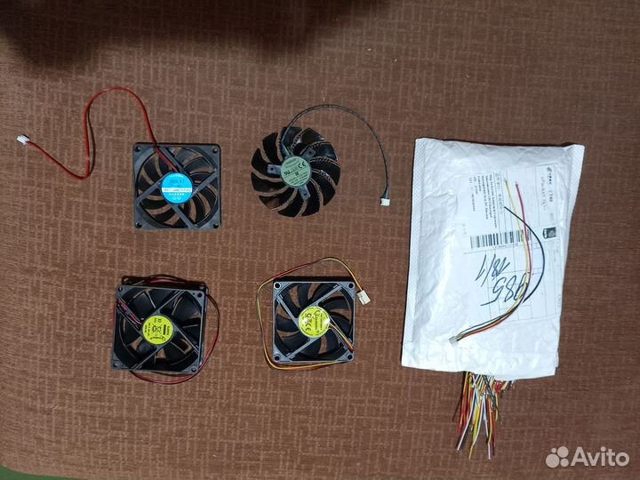 Кулеры gigabyte(1070), 80*80*25 59шт
