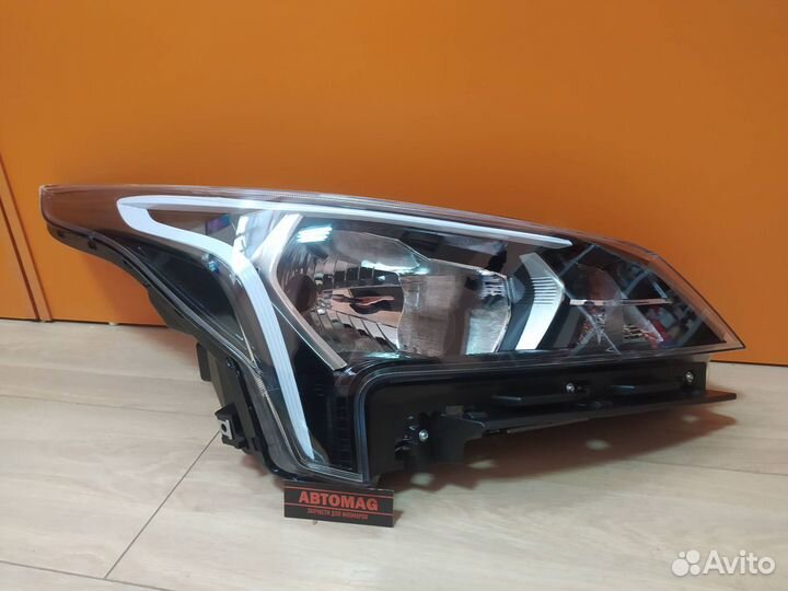 Фара левая/правая Kia (Киа) различные