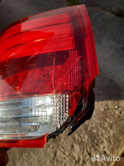 Фонарь задний левый Mitsubishi Outlander 3 2016