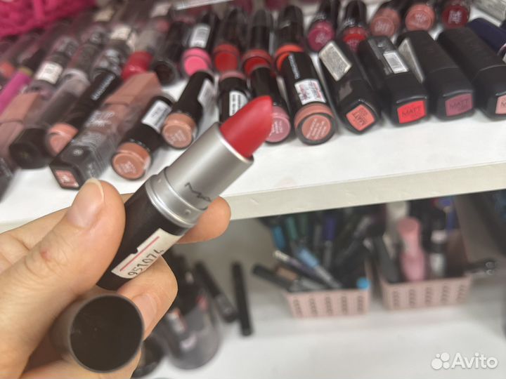 Помада для губ