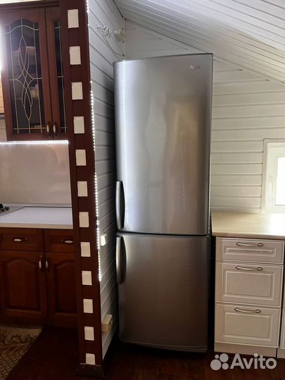 Холодильник бу LG