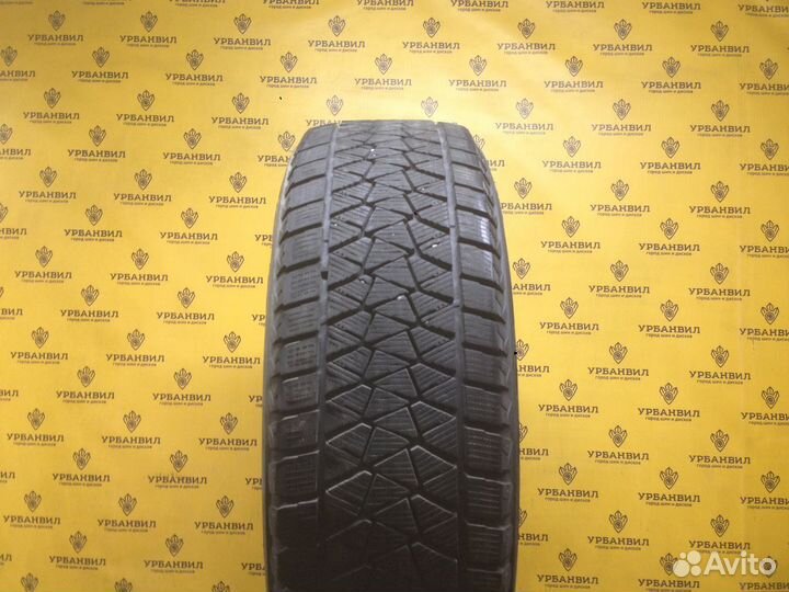 Bridgestone Blizzak DM-V2 225/65 R17 102Q