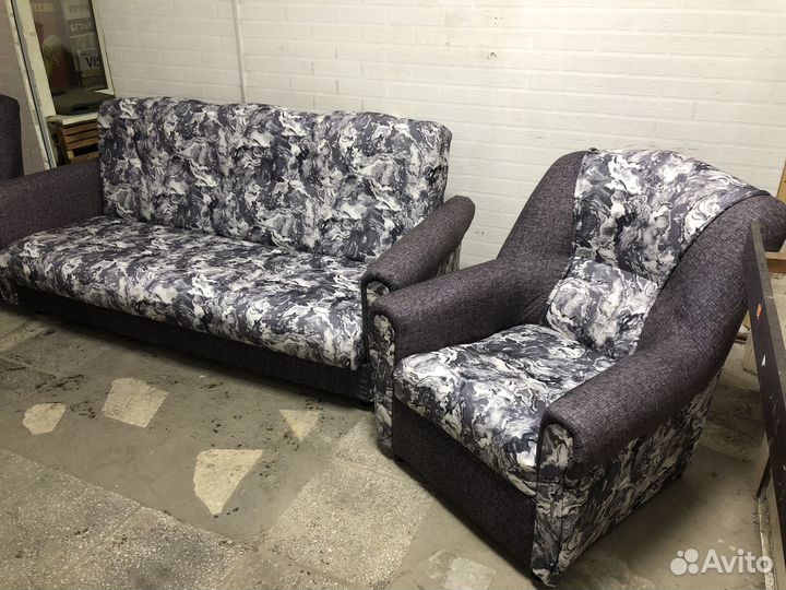 Диван книжка + два кресла