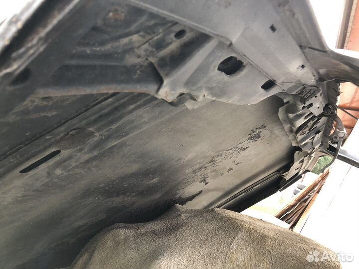 Капот W124 рестайл ешка оригинал