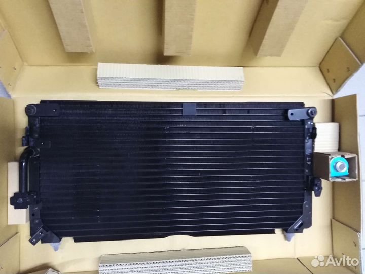 Радиатор кондиционера Land Cruiser 80