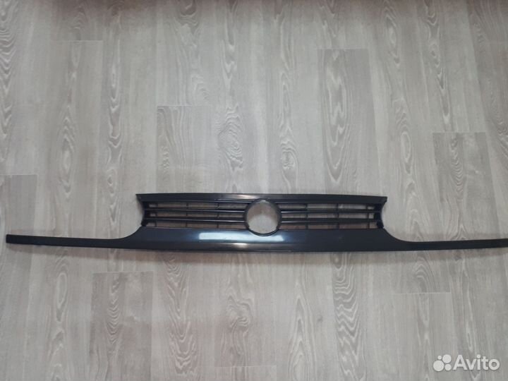 Решётка радиатора VW Golf 3