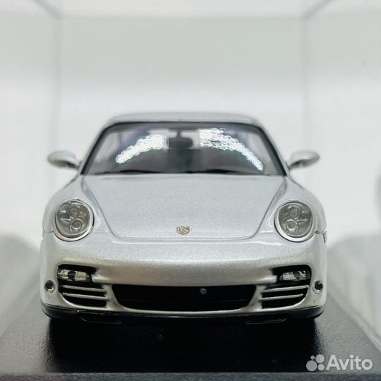 Porsche 911 (997) Turbo 2009 Minichamps 1:43