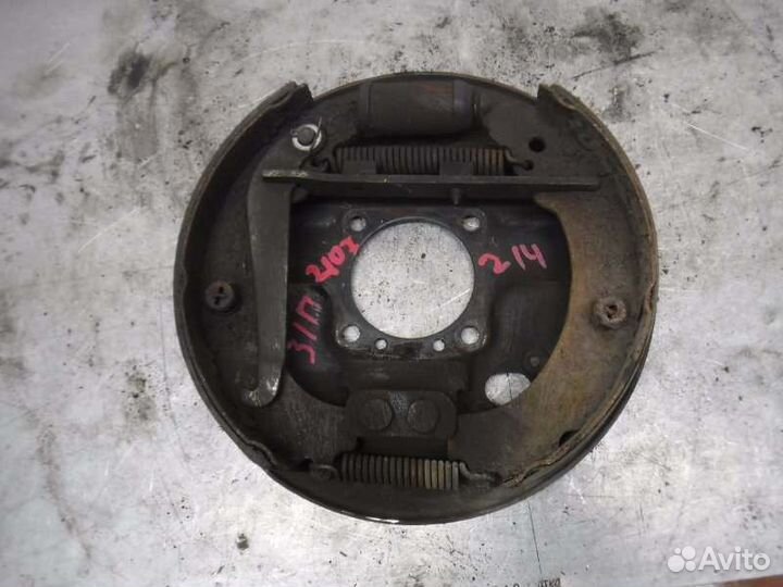 Щиток правый Ваз 2107