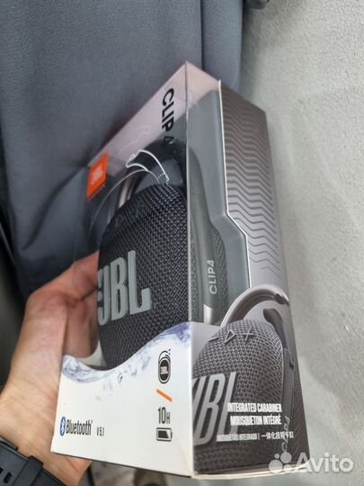 Колонка jbl clip 4