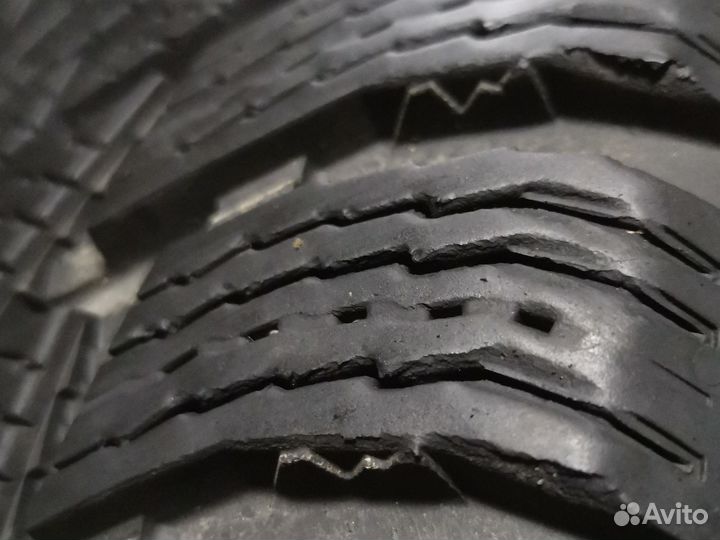 Nokian Tyres Hakkapeliitta R3 SUV 295/40 R21