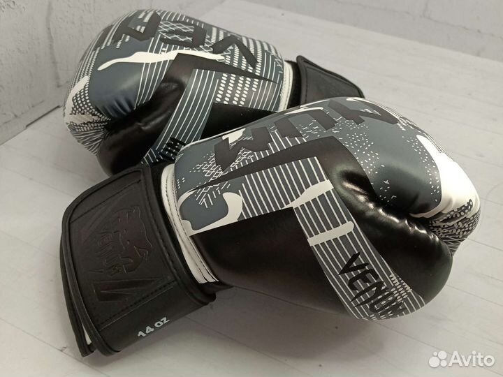Перчатки для бокса