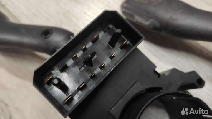 Подрулевой переключатель ауди а6с5 8L 0953513G