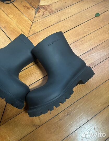 Balenciaga steroid boots