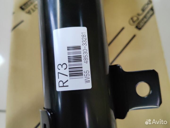 Амортизатор задний правый camry 30 рестайлинг