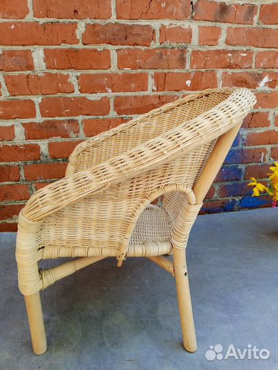 Кресло плетёное детское