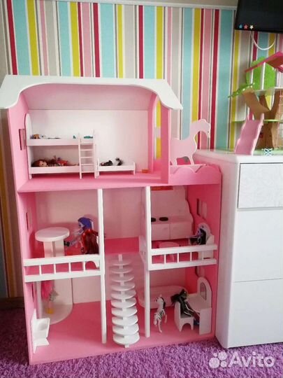 Домик кукольный