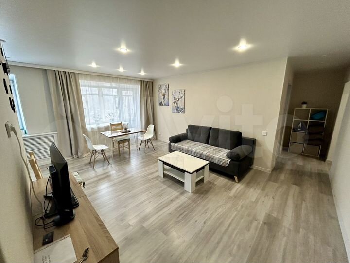 2-к. квартира, 60 м², 2/4 эт.