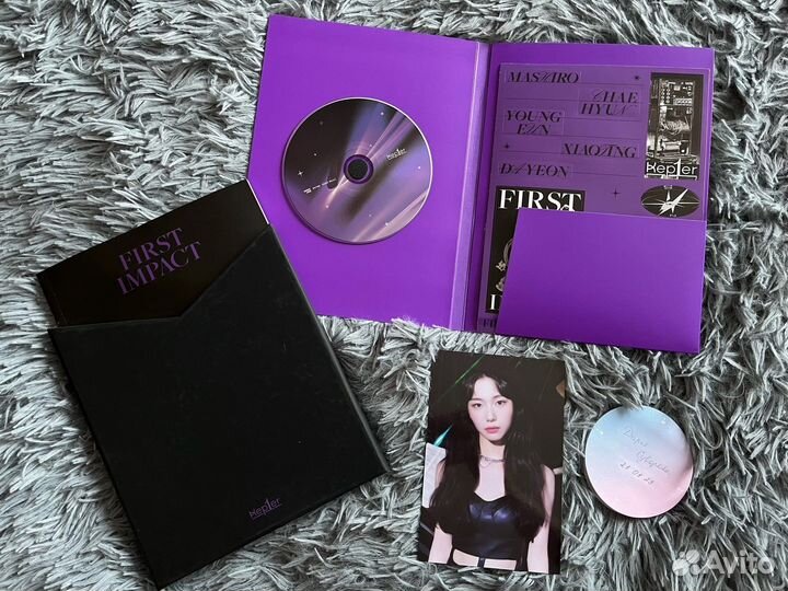 Альбом kep1er “first impact”