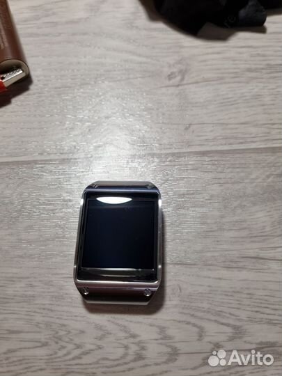 Смарт-часы Samsung galaxy gear v-700
