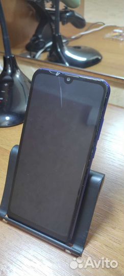 Телефон Honor 8a