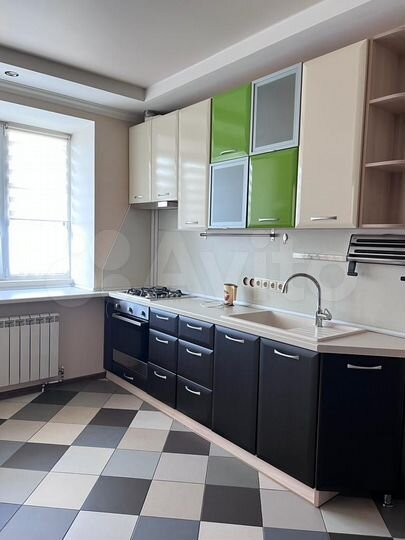 3-к. квартира, 86,4 м², 1/10 эт.