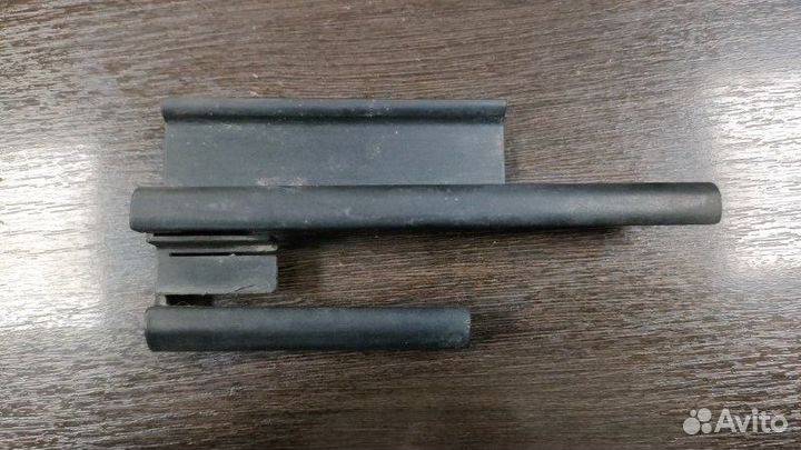 Накладка сиденья передняя правая Bmw 530 D E61