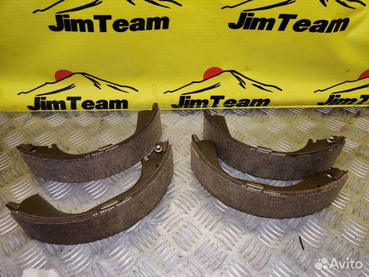 Колодки тормозные (akebono Япония) задние Nissan