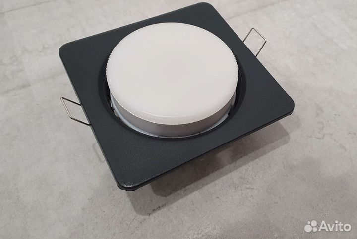 Светильник встраиваемый ecola