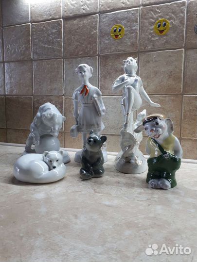 Фарфоровые статуэтки