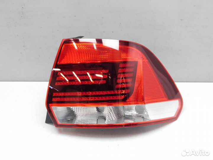Фонарь задний правый Volkswagen Polo