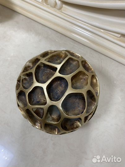 Дизайнерские интерьерные статуэтки - фигурки