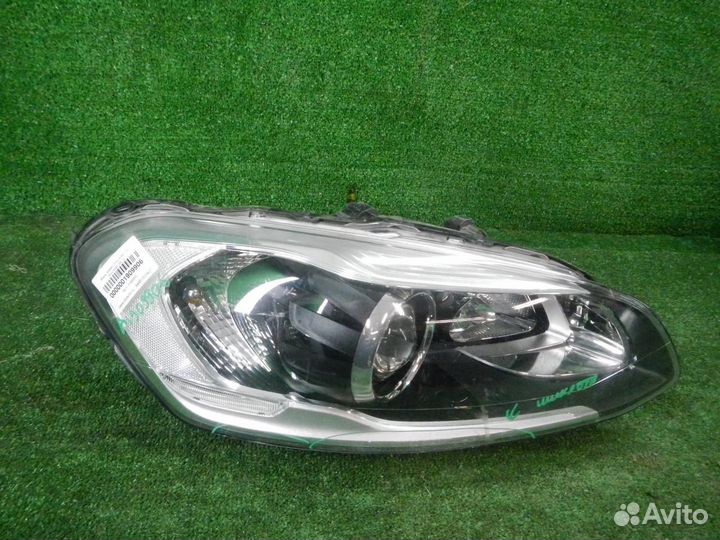 Фара правая Volvo XC60