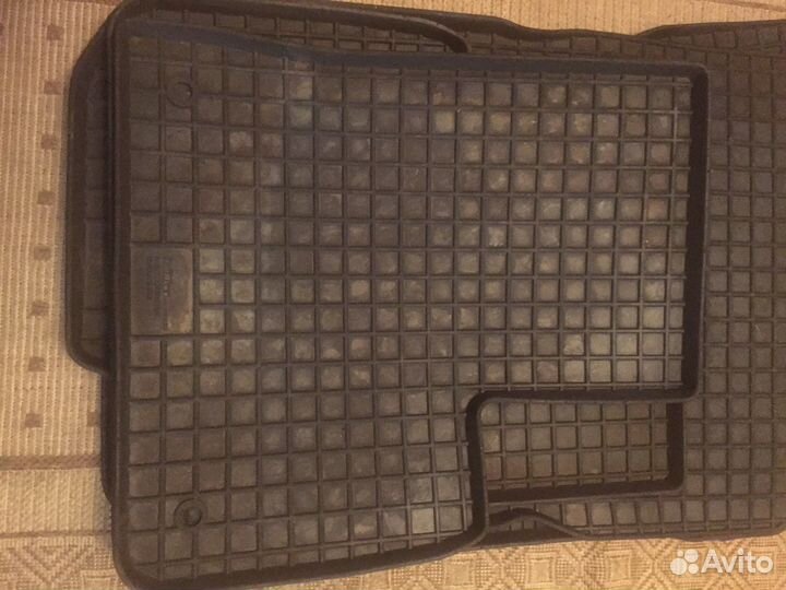 Автомобильные коврики Mercedes