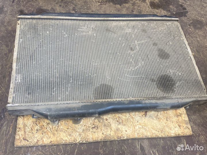 Радиатор охлаждения Honda civic