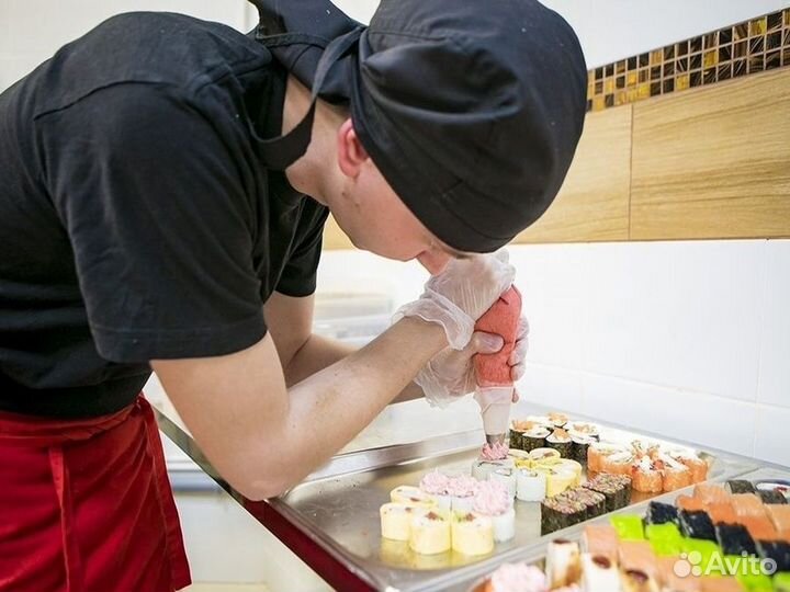 Повар сушист