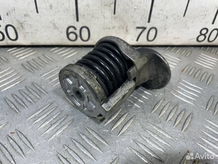 Б/У Натяжитель ремня#011