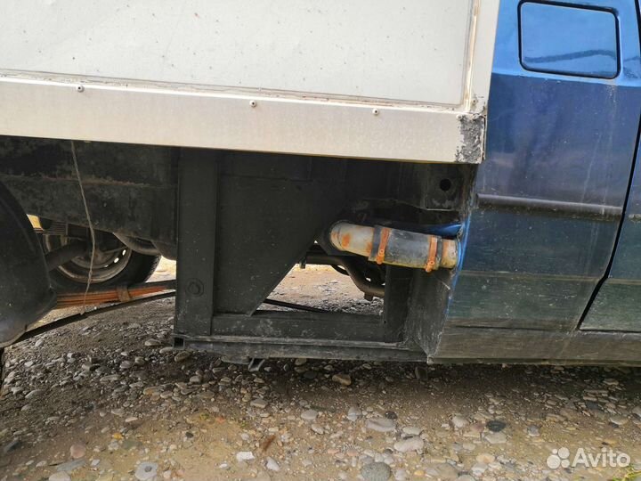 Рефрижератор на Вис