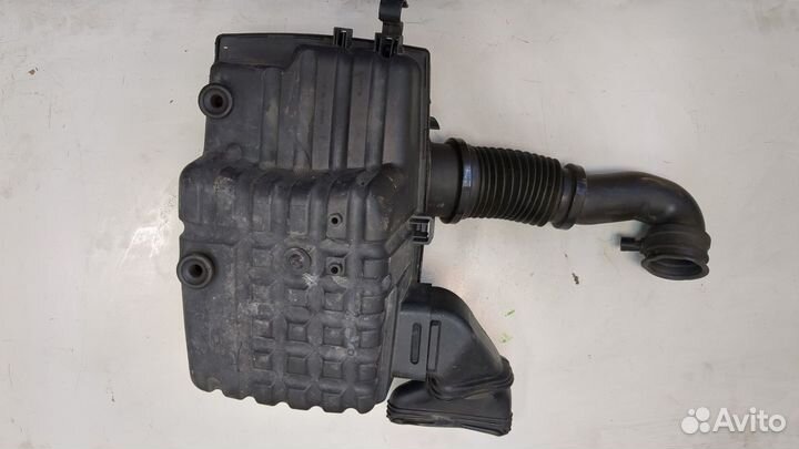 Корпус воздушного фильтра Chrysler Sebring, 2002