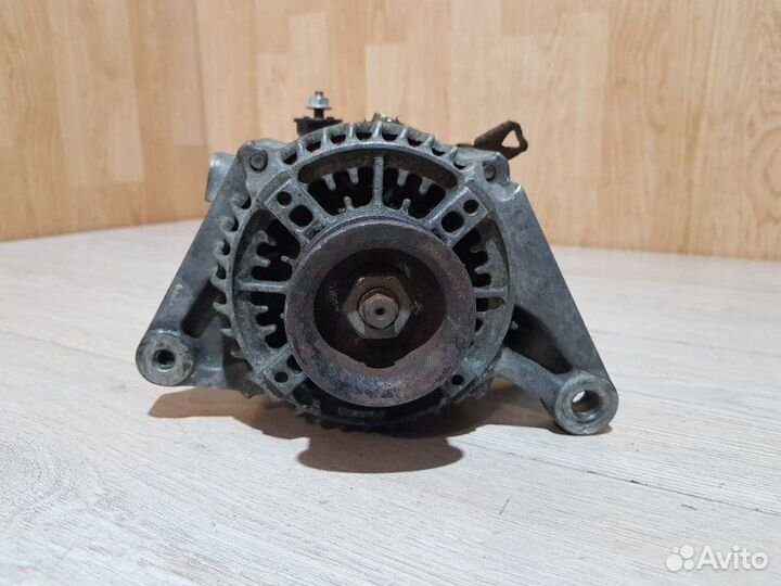 Генератор Toyota Celica TA-ZZT231 2ZZ-GE 2002