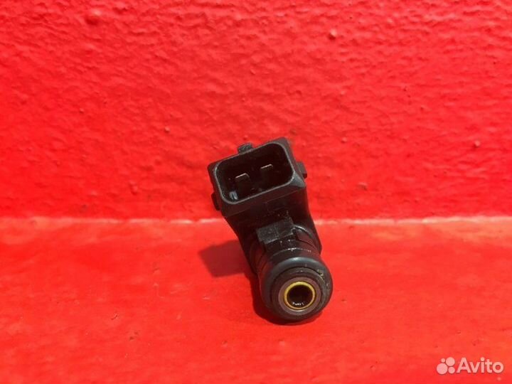 Форсунка Renault Scenic 2 K4M812 2005