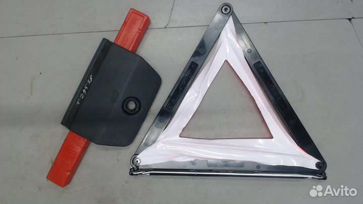 Знак аварийной остановки Iveco Daily 6 2014, 2016