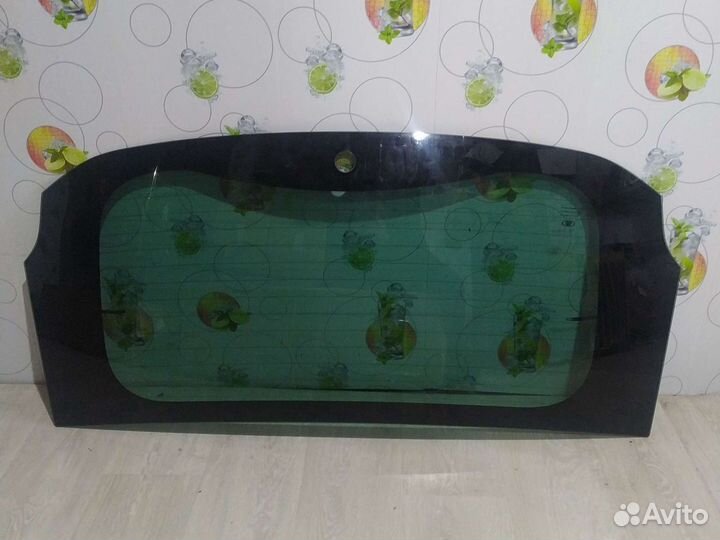 Заднее ветровое стекло Лада хрей