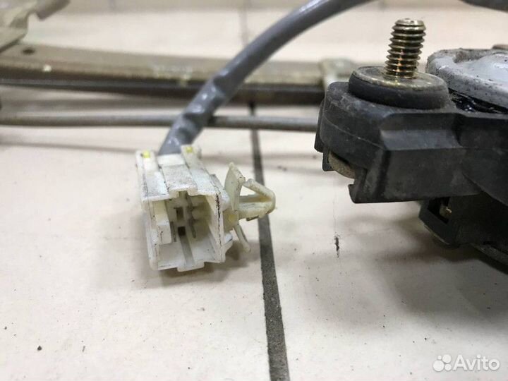 Стеклоподъемник электрический передний левый