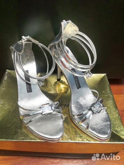 Босоножки женские 38 размер